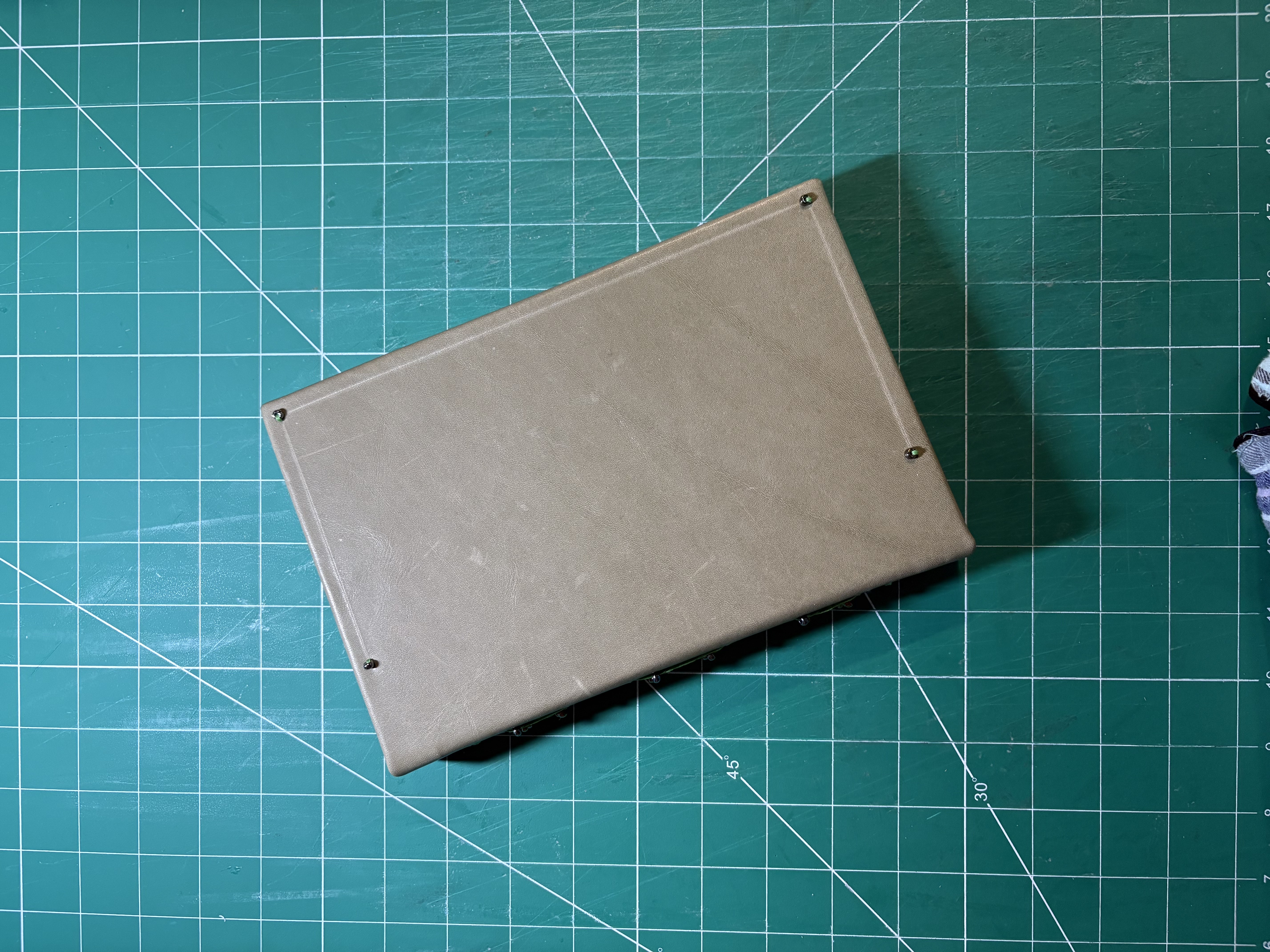 French link Green Leather & Beads Running Journal