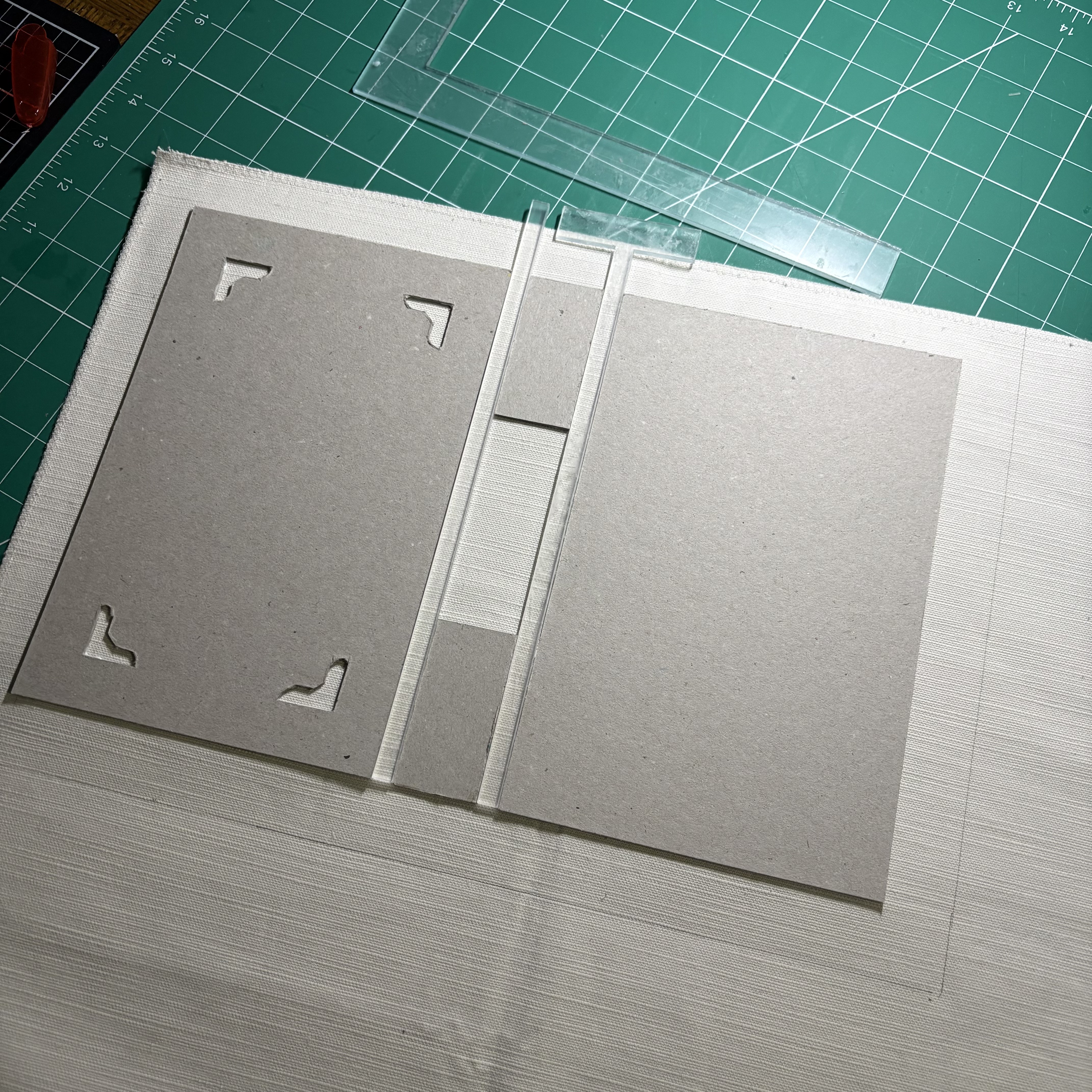 Glue pieces